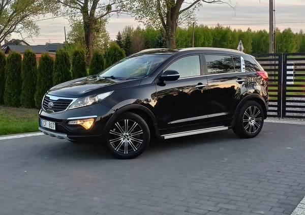 Kia Sportage cena 39999 przebieg: 235000, rok produkcji 2011 z Tczew małe 326